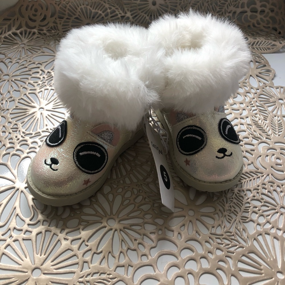 NWT Cat & Jack Panda Boots, size 5